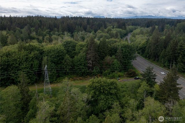 3761 NW Trigger Avenue NE, Silverdale, WA 98383