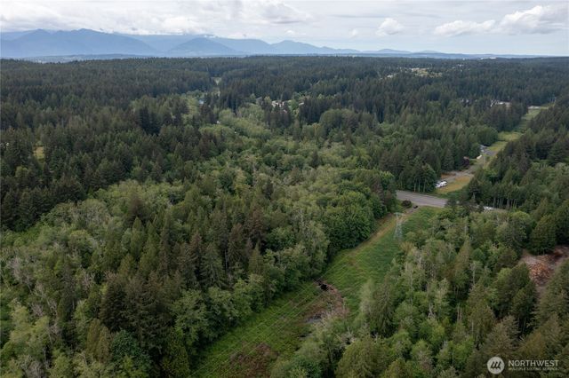 3761 NW Trigger Avenue NE, Silverdale, WA 98383