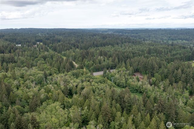 3761 NW Trigger Avenue NE, Silverdale, WA 98383