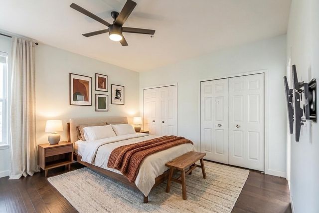 922 W Summerfield Glen Circle, Ann Arbor, MI 48103