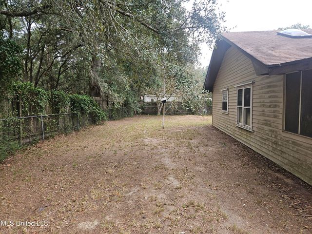 8520 Mermaid Avenue, Ocean Springs, MS 39564