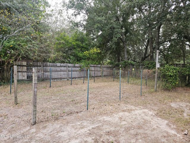 8520 Mermaid Avenue, Ocean Springs, MS 39564