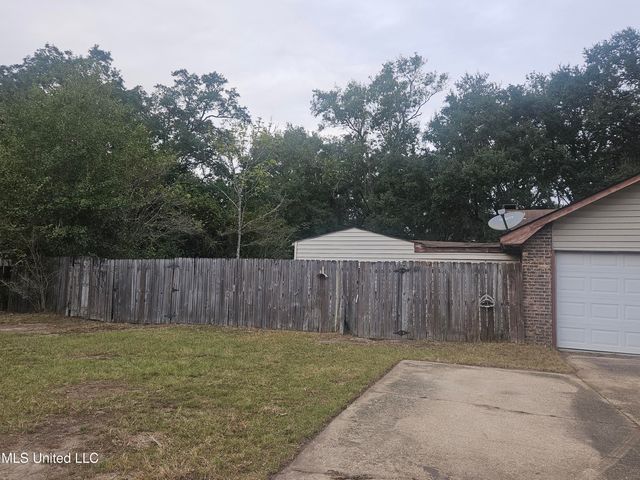 8520 Mermaid Avenue, Ocean Springs, MS 39564