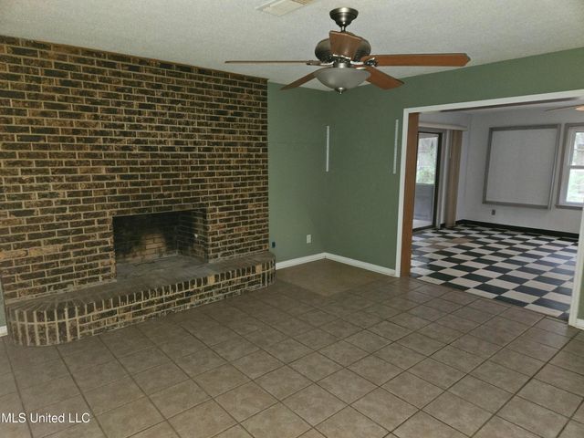 8520 Mermaid Avenue, Ocean Springs, MS 39564