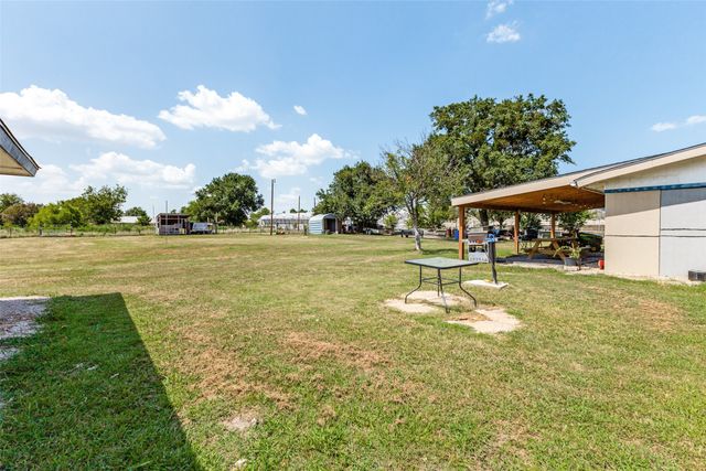 7400 County Road 131A, Terrell, TX 75161