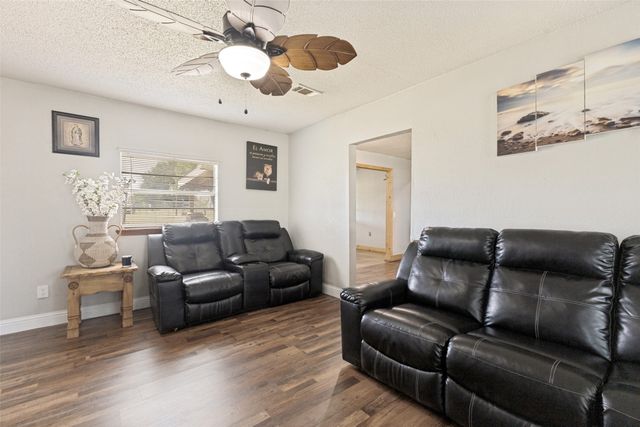 7400 County Road 131A, Terrell, TX 75161