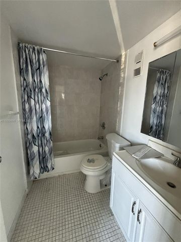 8425 Harding Ave 6, Miami Beach, FL 33141