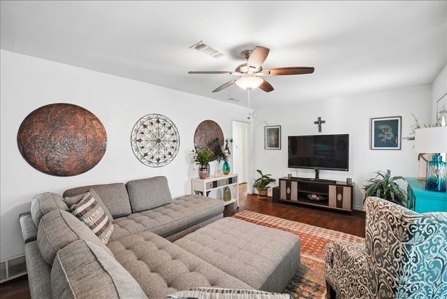 6667 Jannie Street, North Richland Hills, TX 76180