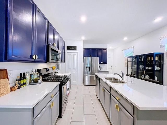 5415 LOS ROBLES COURT, Palmetto, FL 34221