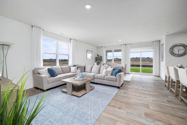 787 Plateau Drive, Pingree Grove, IL 60140