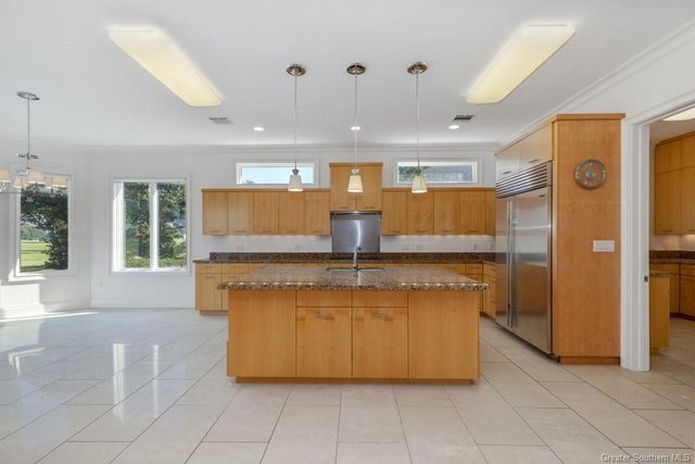 3272 Portrush Drive, Lake Charles, LA 70605