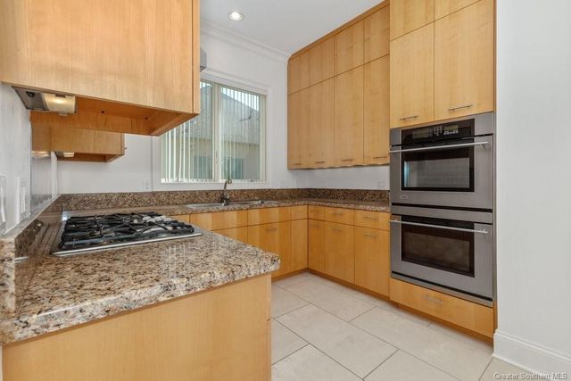 3272 Portrush Drive, Lake Charles, LA 70605