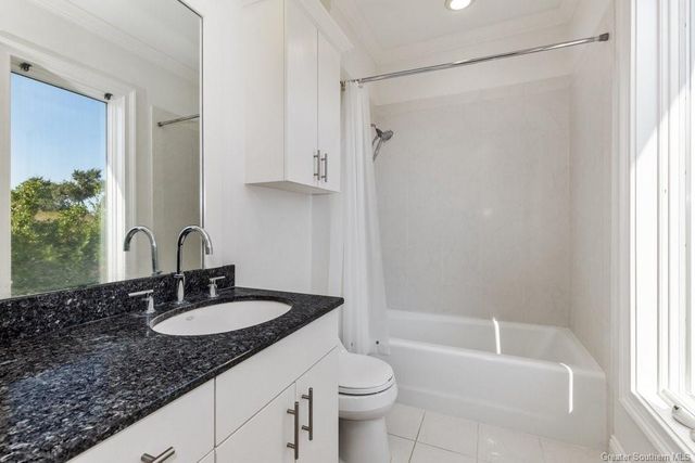 3272 Portrush Drive, Lake Charles, LA 70605