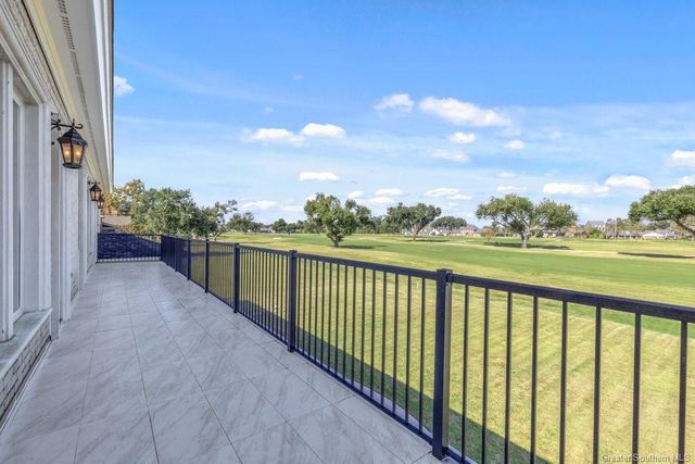 3272 Portrush Drive, Lake Charles, LA 70605