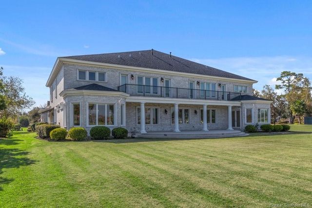 3272 Portrush Drive, Lake Charles, LA 70605