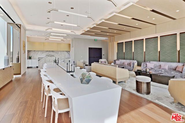 889 Francisco Street 2506, Los Angeles, CA 90017