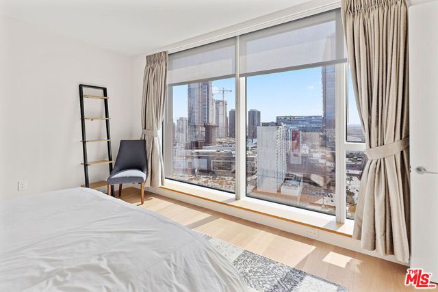 889 Francisco Street 2506, Los Angeles, CA 90017