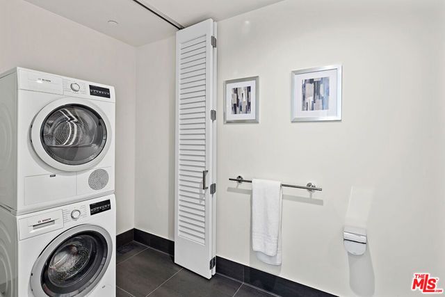 889 Francisco Street 2506, Los Angeles, CA 90017
