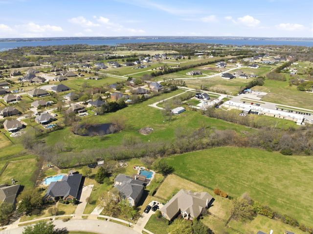 313 Hubbard Drive, Heath, TX 75032