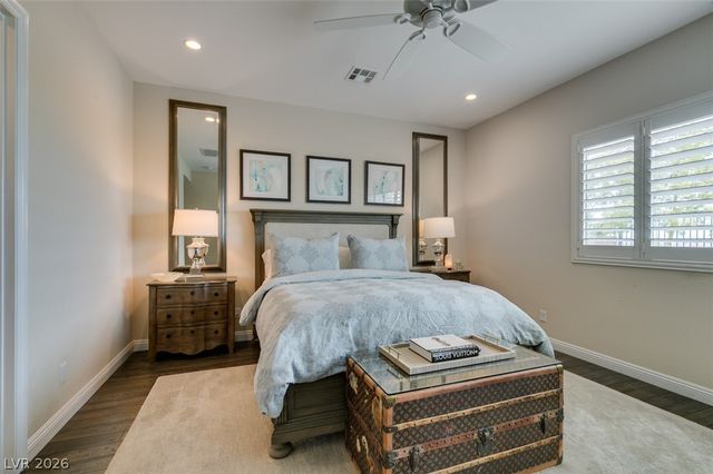 6842 Regency Crest Drive, Las Vegas, NV 89148