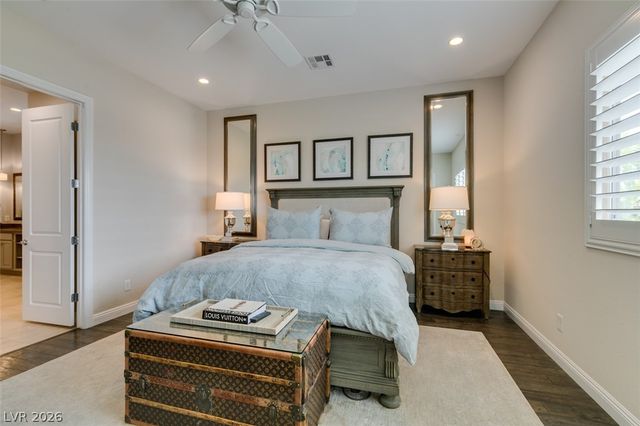6842 Regency Crest Drive, Las Vegas, NV 89148