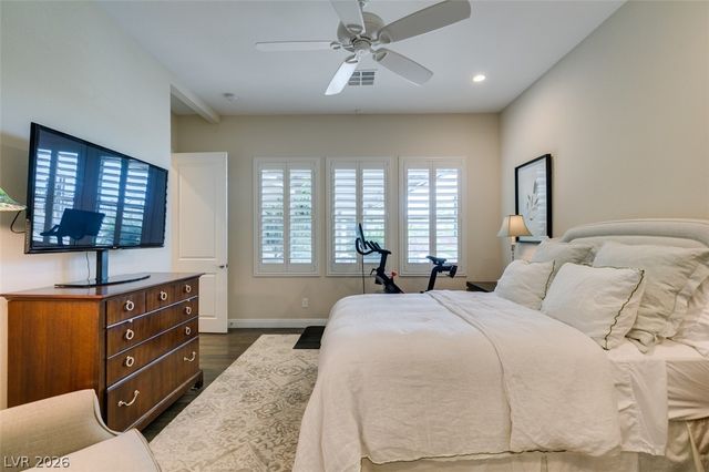6842 Regency Crest Drive, Las Vegas, NV 89148