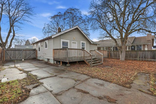 813 E Courtland Ave, Spokane, WA 99207