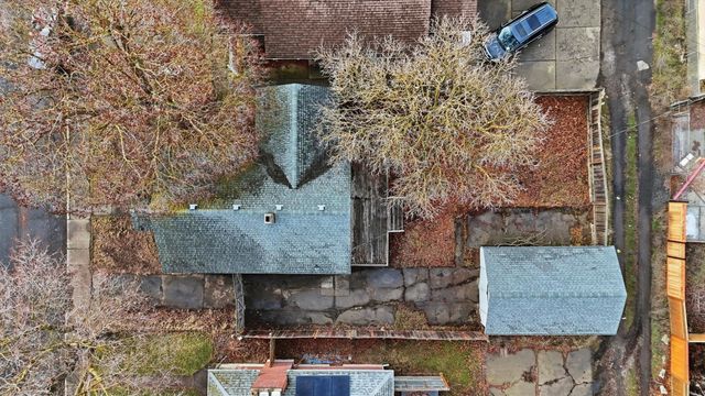 813 E Courtland Ave, Spokane, WA 99207