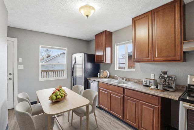 813 E Courtland Ave, Spokane, WA 99207