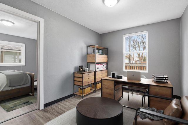 813 E Courtland Ave, Spokane, WA 99207