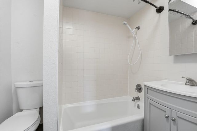 813 E Courtland Ave, Spokane, WA 99207