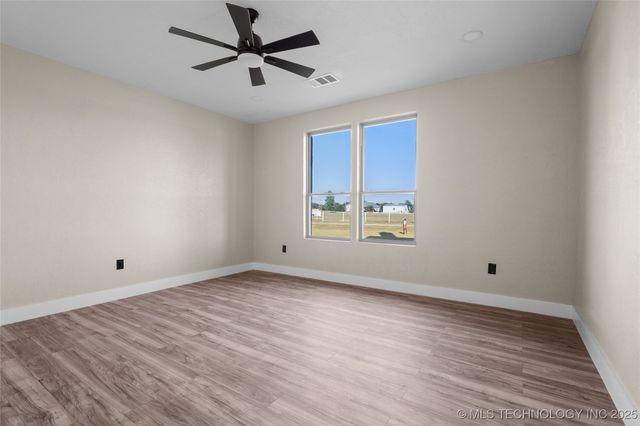 12499 Fox Hollow Road, Marietta, OK 73448