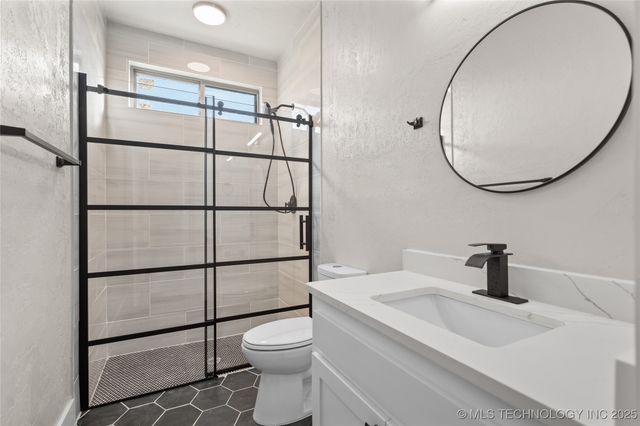 12499 Fox Hollow Road, Marietta, OK 73448