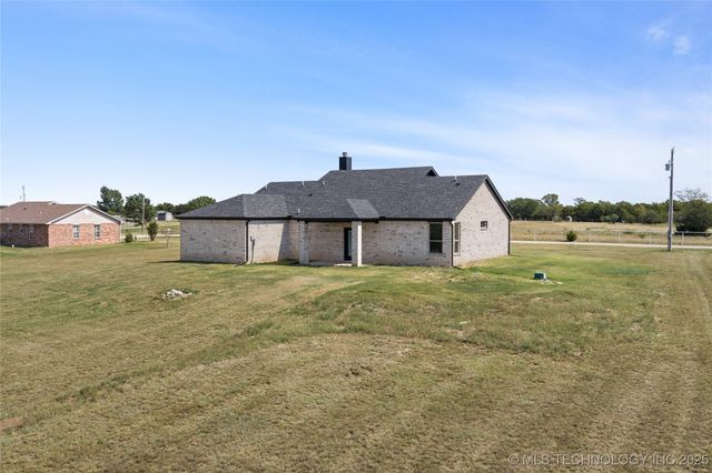 12499 Fox Hollow Road, Marietta, OK 73448