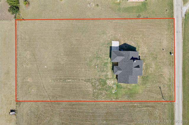 12499 Fox Hollow Road, Marietta, OK 73448