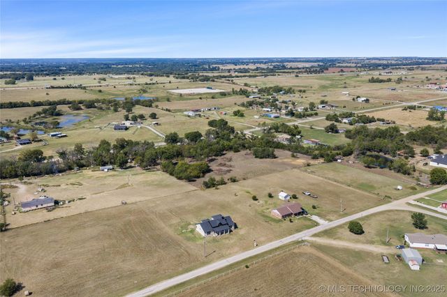 12499 Fox Hollow Road, Marietta, OK 73448