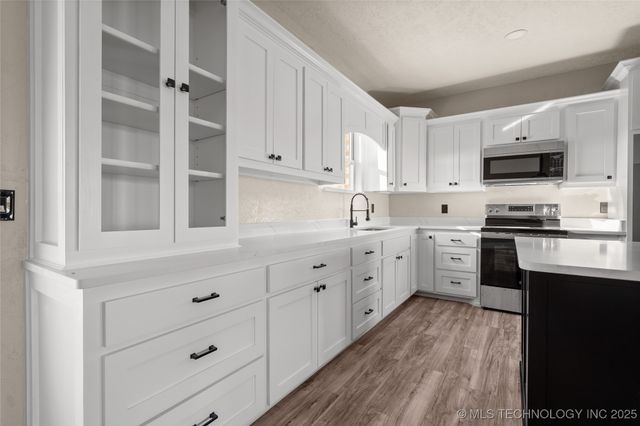 12499 Fox Hollow Road, Marietta, OK 73448