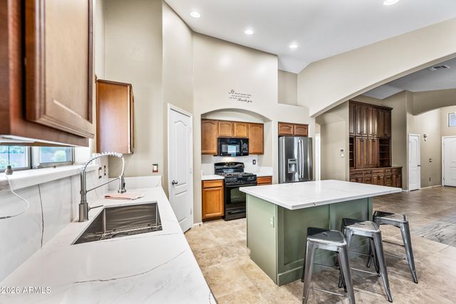 3896 E ARAGONITE Lane, San Tan Valley, AZ 85143