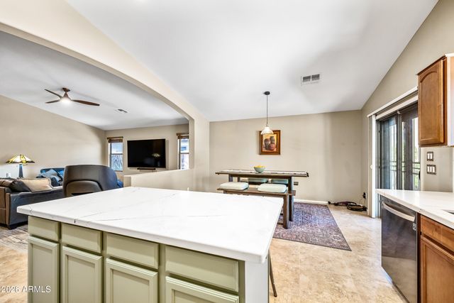 3896 E ARAGONITE Lane, San Tan Valley, AZ 85143