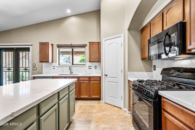 3896 E ARAGONITE Lane, San Tan Valley, AZ 85143