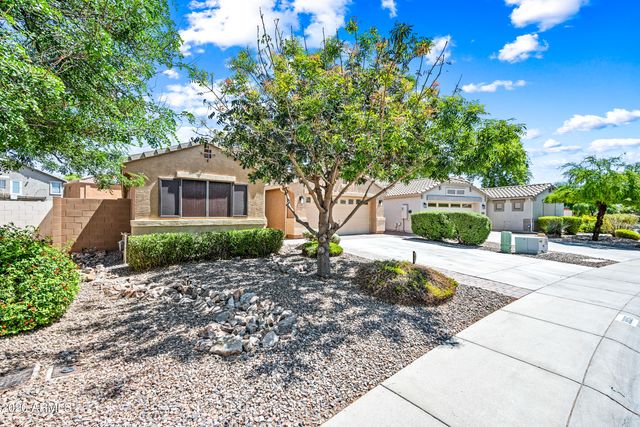 3896 E ARAGONITE Lane, San Tan Valley, AZ 85143