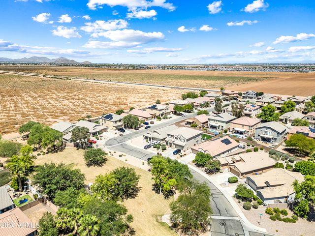 3896 E ARAGONITE Lane, San Tan Valley, AZ 85143