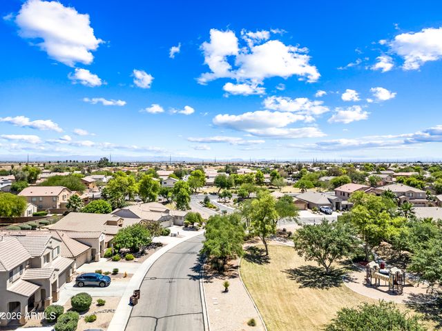 3896 E ARAGONITE Lane, San Tan Valley, AZ 85143
