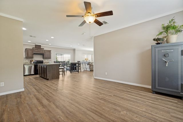 9147 County Road 1143, Leonard, TX 75452