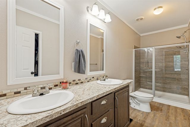 9147 County Road 1143, Leonard, TX 75452
