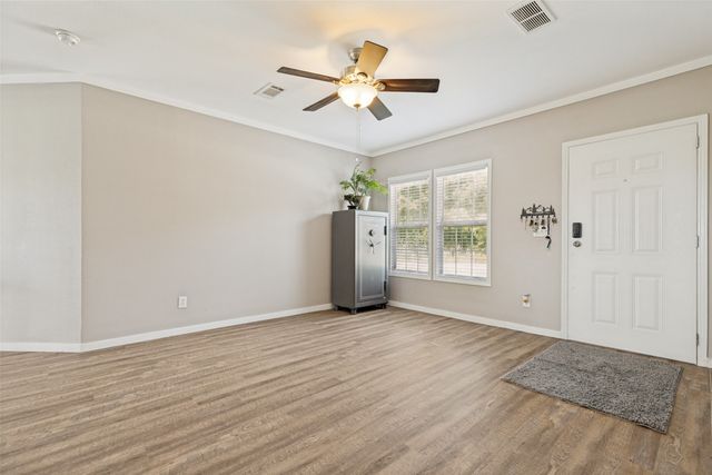 9147 County Road 1143, Leonard, TX 75452