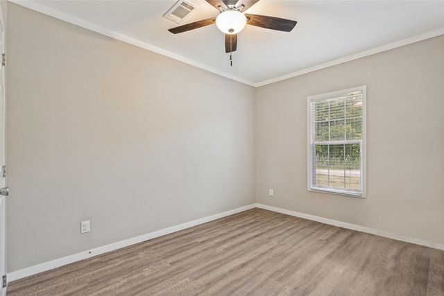 9147 County Road 1143, Leonard, TX 75452