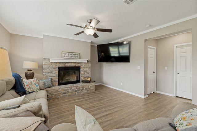 9147 County Road 1143, Leonard, TX 75452