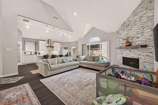 6514 Kings Summit Drive, Katy, TX 77450
