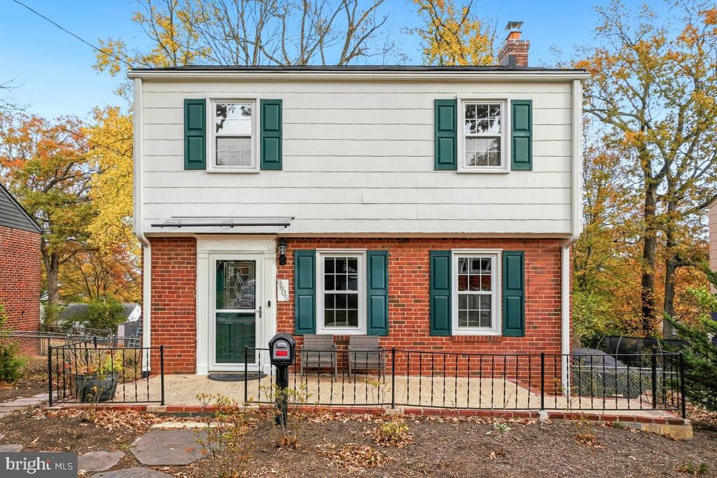 9605 49TH PL, College Park, MD 20740